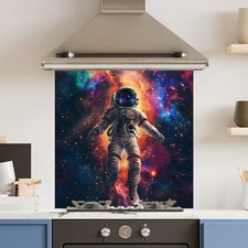 Premium Various Sizes Floating Space 6mm Glass Toughened Kitchen Splashback