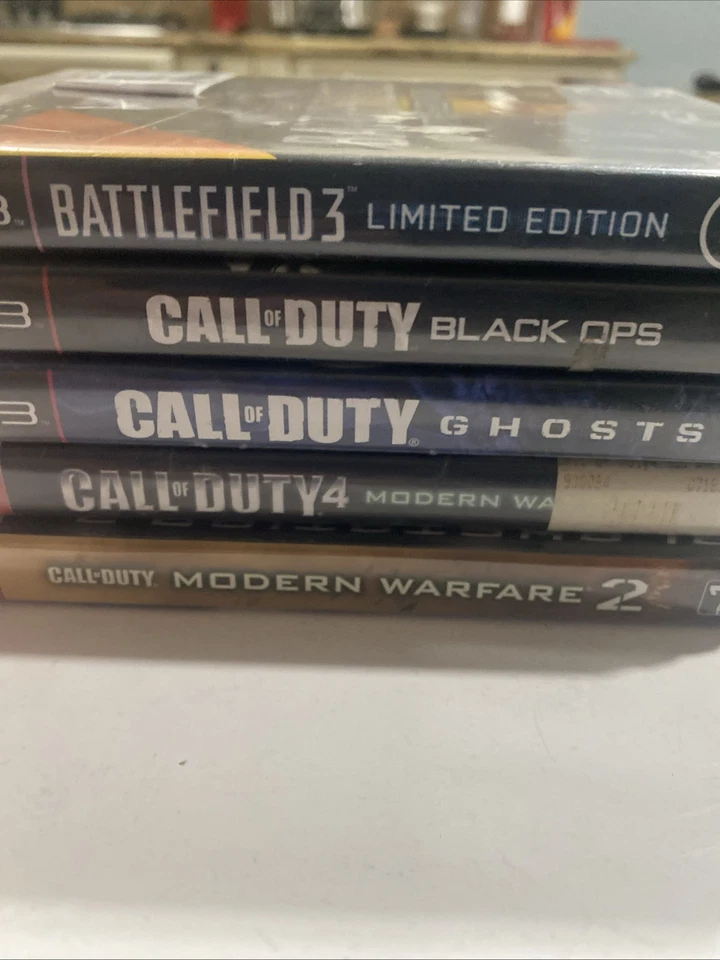 Call of Duty PS3 5 game lot - Black Ops 1 Modern Warfare 2 & Ghost COD 4 - Image 2 of 2