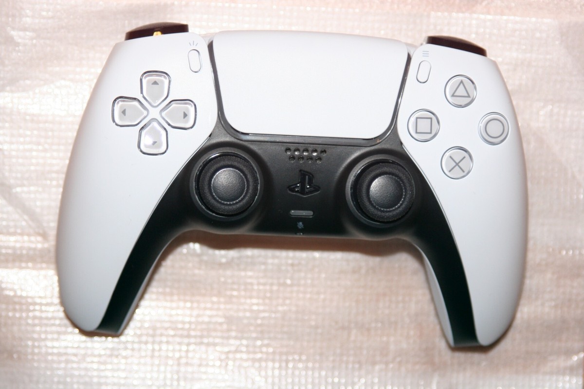 PlayStation - 【タイムセール】DualSense ワイヤレスコントローラー  ホワイト Amazon.co.jp: 【純正品】DualSense ワイヤレスコントローラー