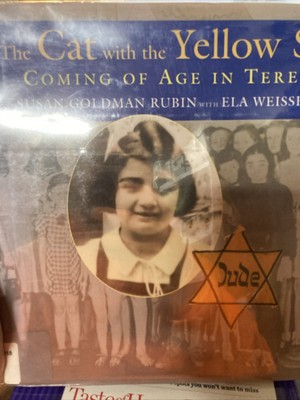 The Cat with the Yellow Star : Coming of Age in Terezin by Ela Weissberger...
