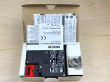 Omron D4NL-4EDA-B4-NPT Guard Lock Safety Door Switch