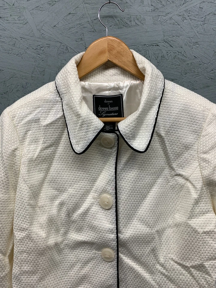 Jaqueta Blazer Feminina Dennis Basso Signature Marfim Texturizada Grande Acabamento Preto Nova Com Etiqueta - Imagem 2 de 4