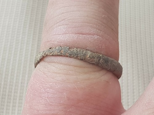 Nice rare Roman crude copper alloy ring Please read description. L90s