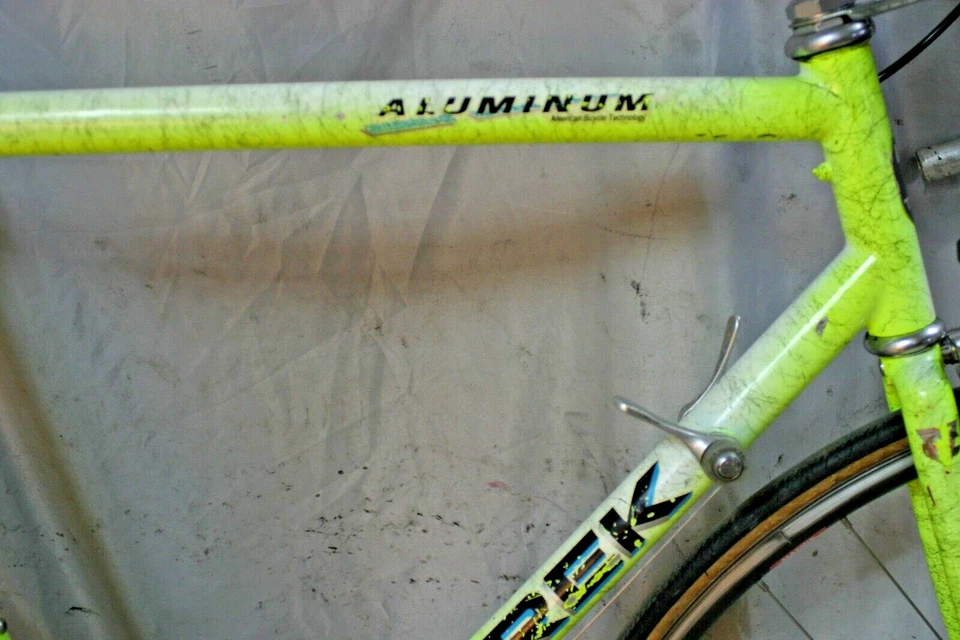 Bicicleta de carretera Trek 1200 1990 57 cm mediana amarilla neón Shimano RX100 hecha en Estados Unidos aluminio Foto 3 de 4