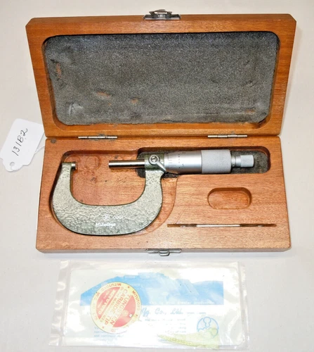 Mitutoyo No. 103-262 Machinists 1 - 2" Micrometer .0001", Carbide Faces, Japan