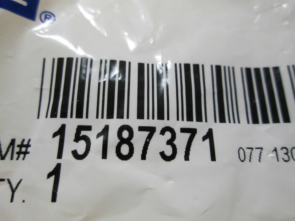 2003-2006 CHEVROLET SILVERADO GMC SIERRA CONSOLE POWER OUTLET RETAINER 15187371 Foto 3 de 3