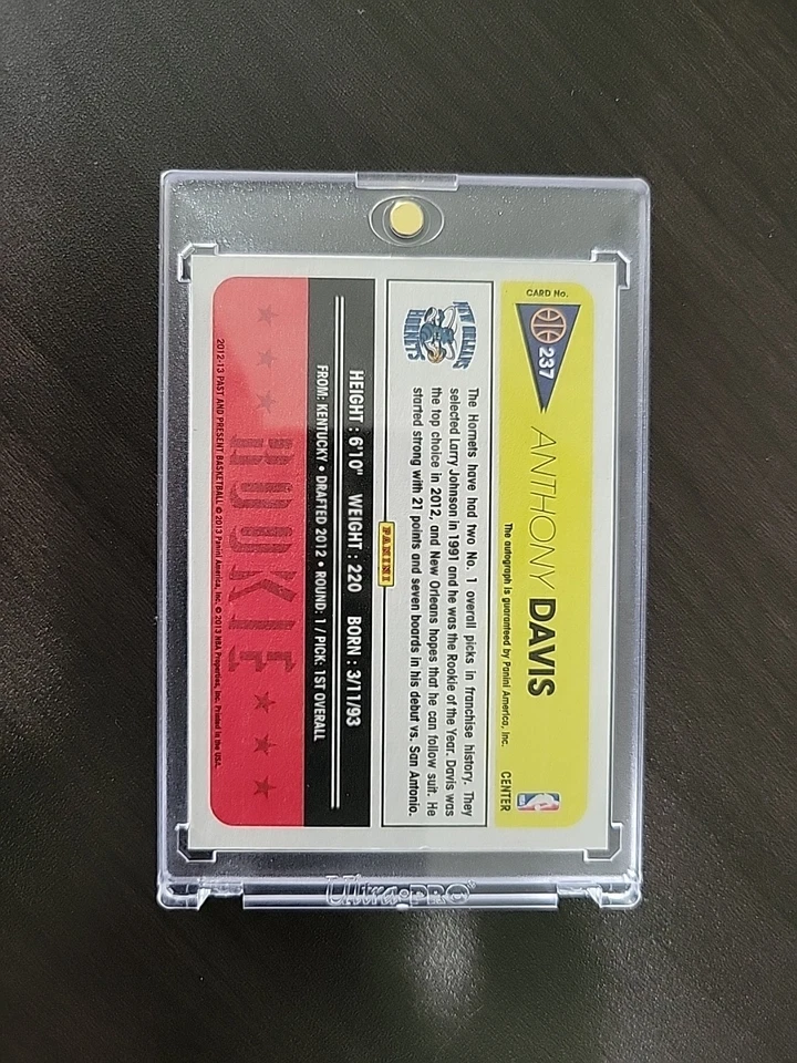 2012-13 Panini Past & Present - Rookie Anthony Davis #237 Signatures (AU, RC) Foto 2 de 4