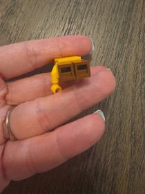 Lego SpongeBob Squarepants Minifigure Grin With Bottom Teeth Mini Fig Blocks