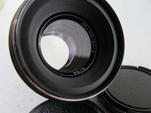 Helios 44-2 58mm Lens F/2 Bokeh Fixed Manual Portrait DSLR M42 Mount DSLR CLA - Picture 2 of 11