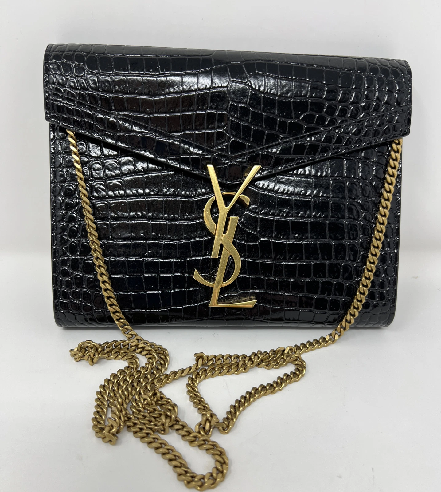 SAINT LAURENT (YSL) YSL Cassandra monogramma medio coccodrillo in rilievo WOC Autorità nera
