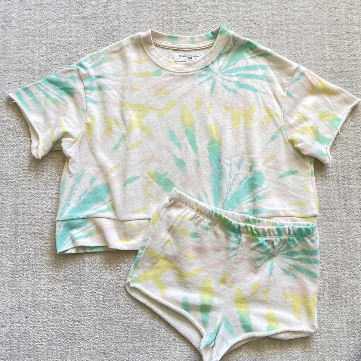 Grayson Threads Girls Target Size S 6/6X Set Short Sleeve Shorts