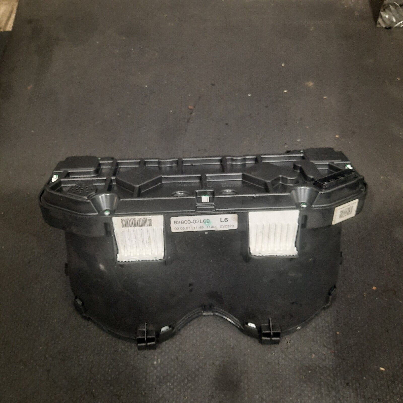 Picture 2 of 3