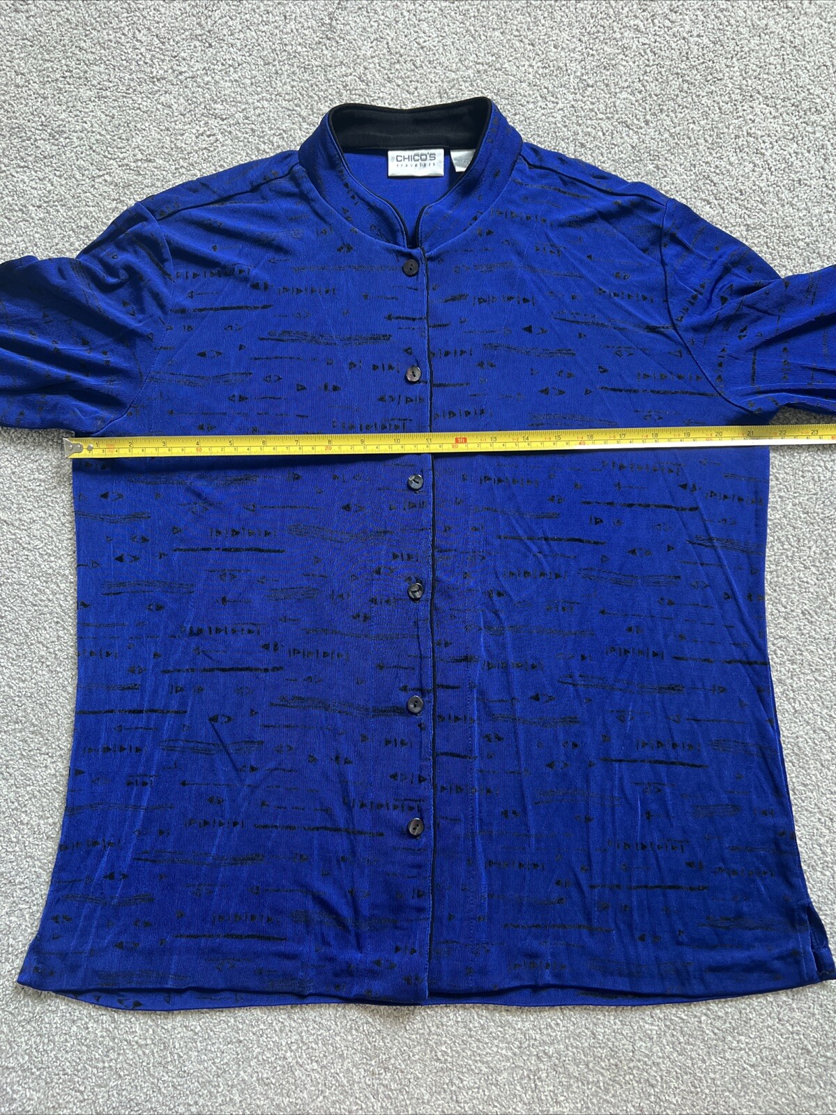 Womens Size 2 Blue Arrow Pattern Button Shirt Blo… - image 2