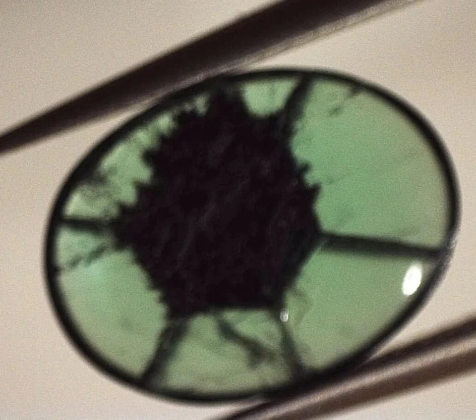 Esmeralda Trapiche, 1.54 cts perfectamente bien formada - Imagen 4 de 4