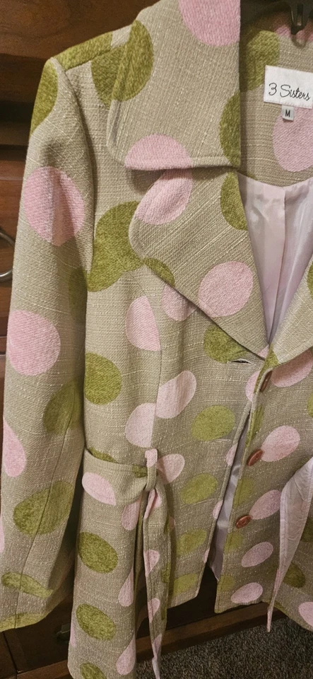 3 Sister's Jacket - Image 2 of 2