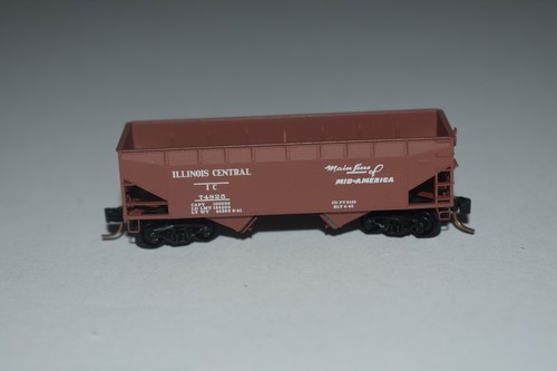 Tolva de bahía doble central MTL Illinois escala N 74825 C52890 | Zustand: Used