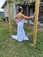 WEDDING DRESS (WHITE)