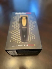 BABYLISS PRO LithiumFX Cord / Cordless 110-220 Volts / 50-60 Hz Clipper - Gold