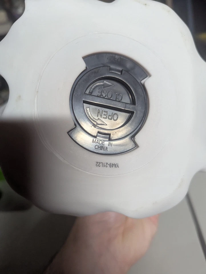 Banco de figuras The Nightmare Before Christmas Zero Disney - Imagem 4 de 4