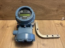 Rosemount 8732EM Flow Transmitter with HART Protocol 8732EMR1A1N5M4