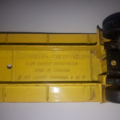 Matchbox Super Kings K-20 Tasker Transporter + 3 Tracteurs Ford N°39 - Miniatures Occasion