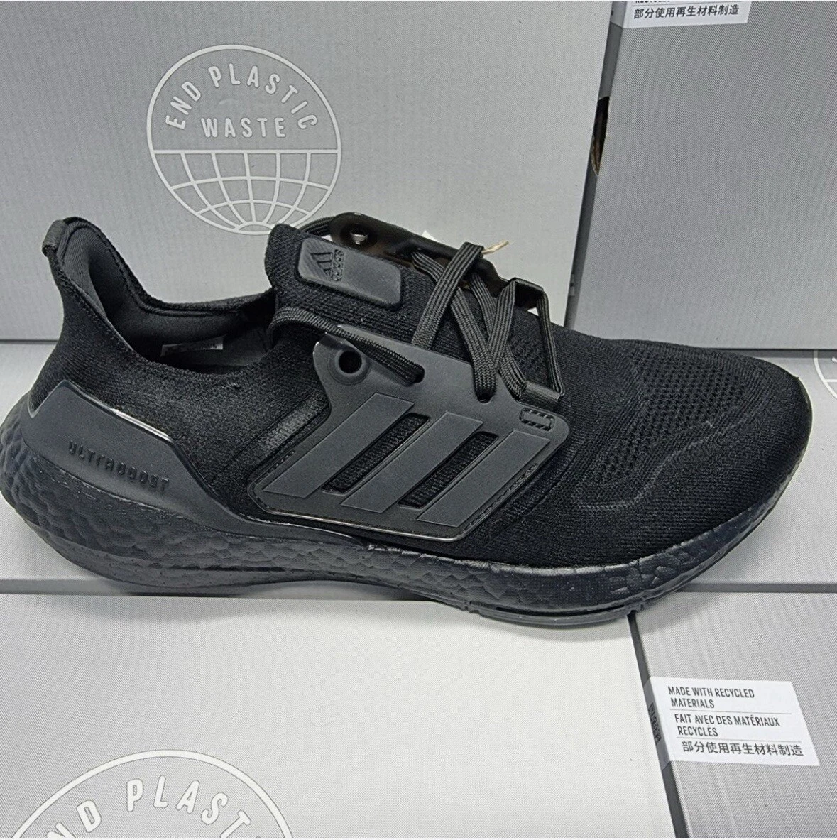 Adidas UltraBoost 22 Triple Black Men\'s 11.5 GZ0124 Boost Cushion Sneakers adidas UltraBoost 22 Triple Black | eBay main image 2