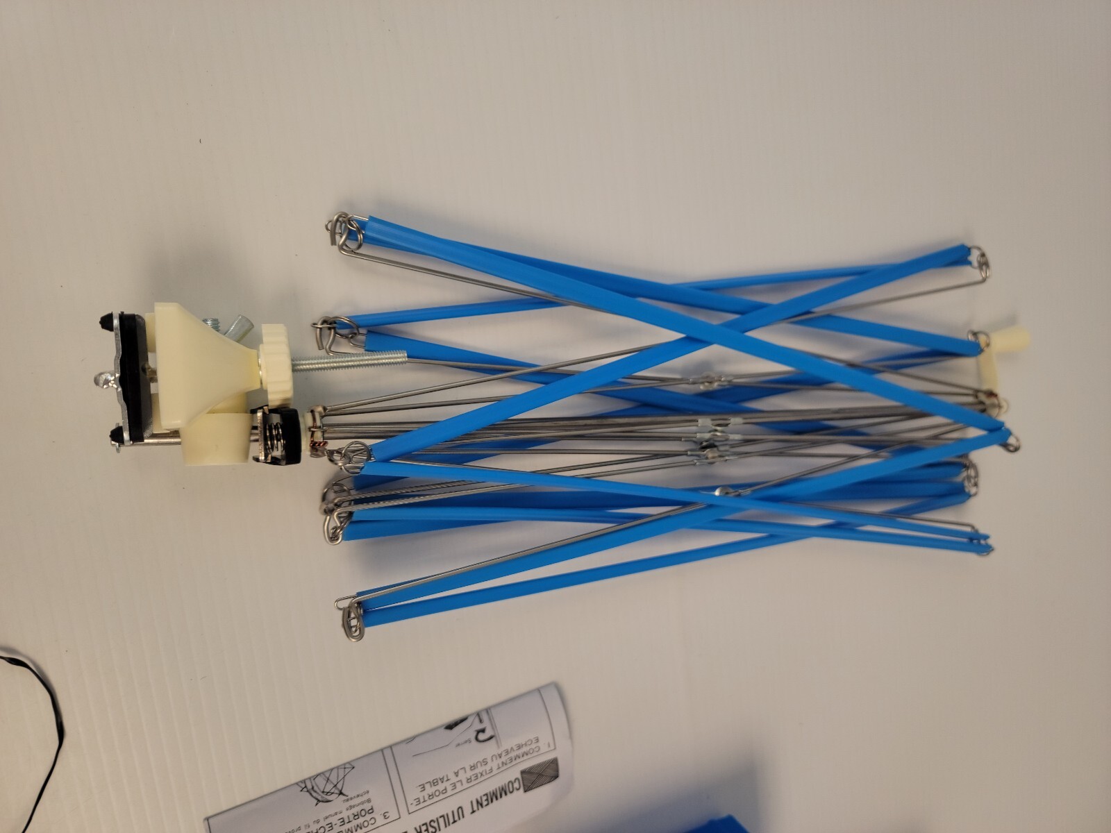 New Olikraft Skein Holder Umbrella Swift, Instructions, No Ball Winder