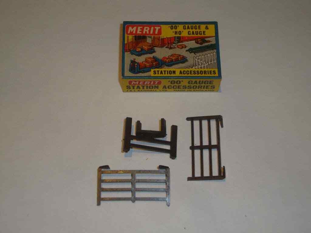L179 Merit Model Railway Accessories '00' & 'H0' Gauge Boxed Choose