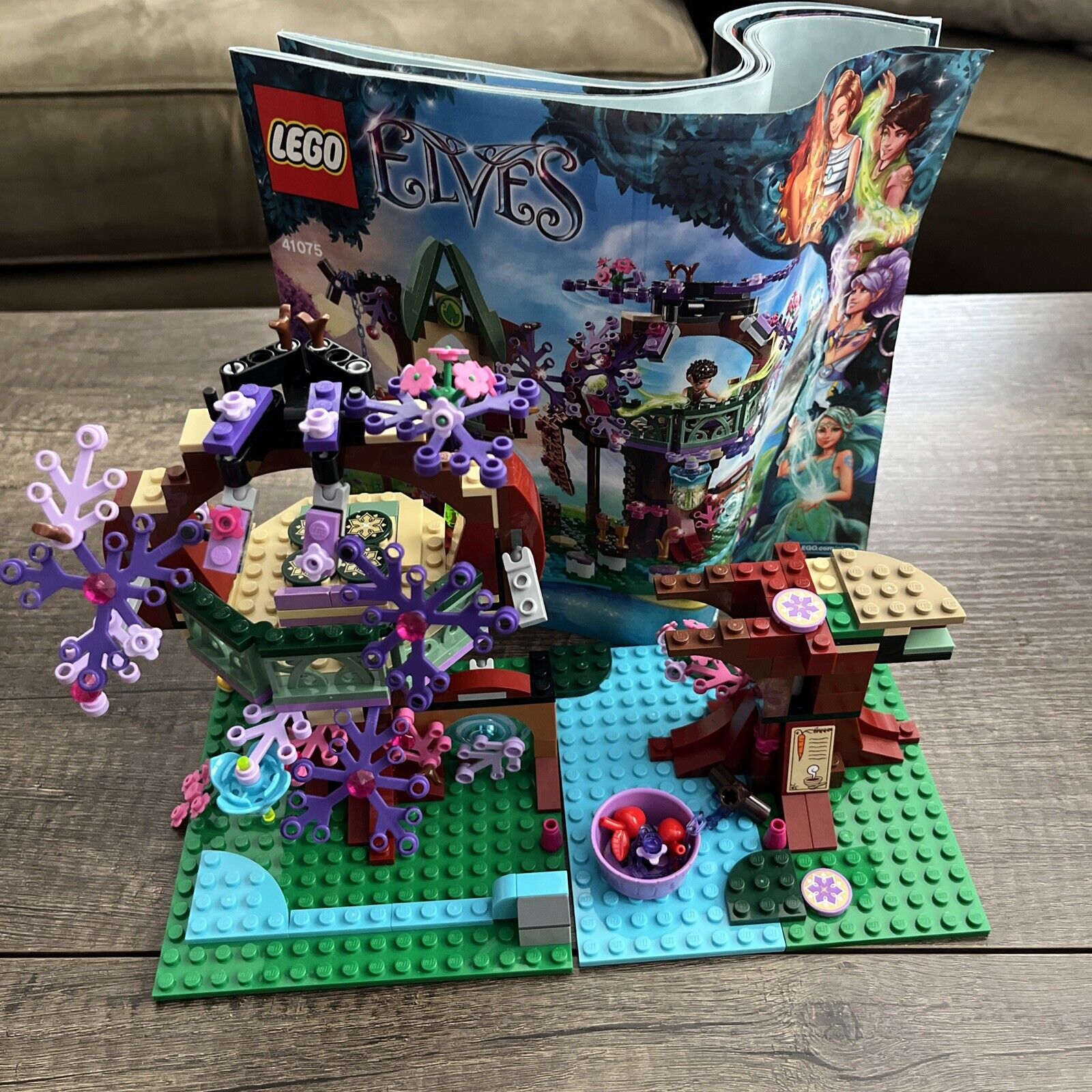 LEGO Elves: The Elves' Treetop Hideaway (41075)