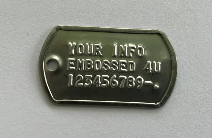 MINI etiquetas de perro militares en relieve etiquetas de perro personalizadas en EE. UU. para ti Foto 4 de 4