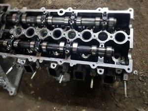 BMW 1 E81 Motorkopf 2.00 Diesel 2007 17482315