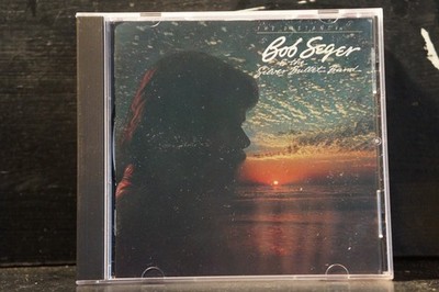Bob Seger & The Silver Bullet Band - The Distance