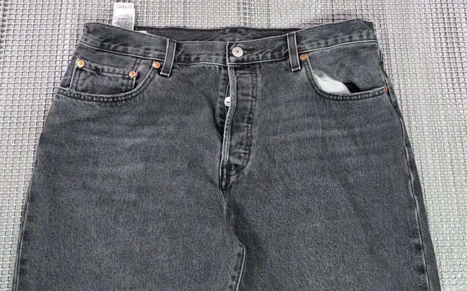 Levis 501 Jeans Men 33X32 Black Denim Straight Leg Premium BigE Button Fly Retro - Image 3 of 4