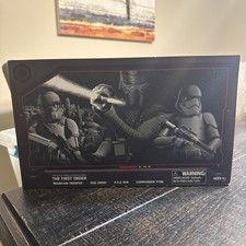 Star Wars Black Series 6    Disney Parks Galaxy's Edge The First Order W Case  ML