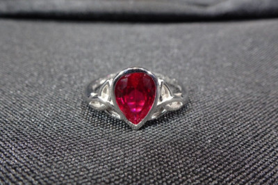 2.15 ct Pear Cut Ruby Solid Sterling Silver Triquetra Celtic Knot Ring