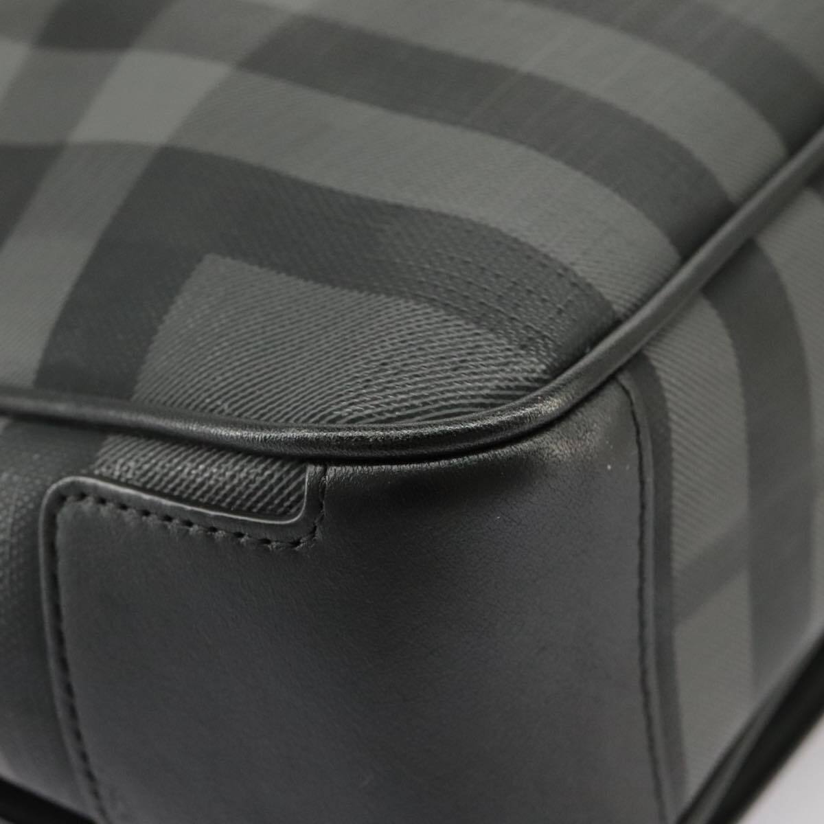 BURBERRY Nova Check Shoulder Bag PVC Leather Black Gray BURBERRY Nova Check Shoulder Bag PVC Leather Black Gray