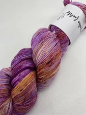 Peepaloo Fields Sock Superwash Hand Dyed Verigated Yarn Merino Fingering