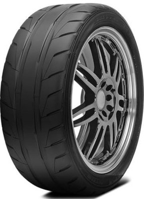 Nitto NT05 High Performance Tire - 275/35R18 99Z