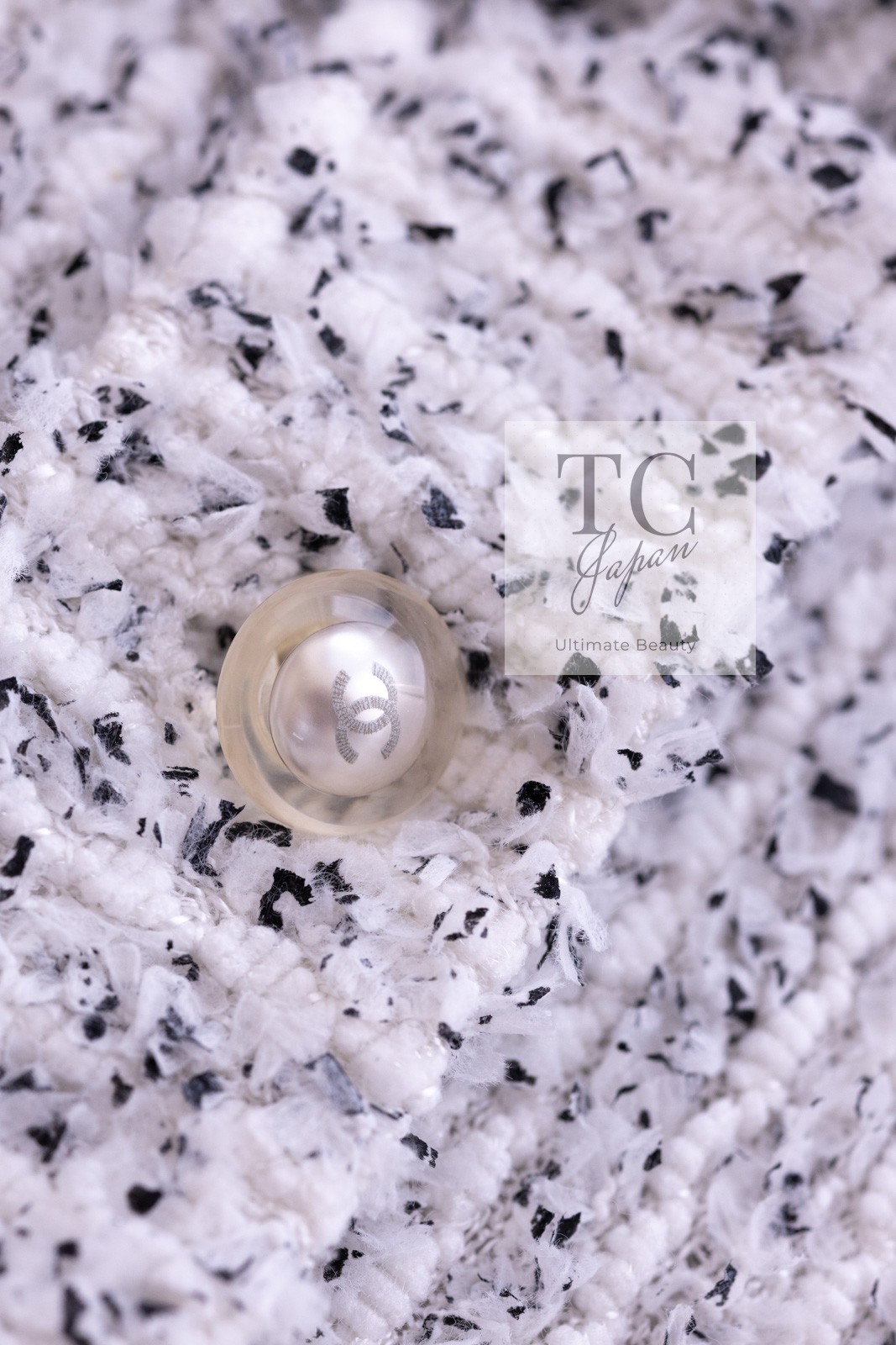 $1.8K CHANEL 16PS White Gray Sleeveless CC Buttons Stretch Knit Dress 36 US4 thumbnail 16