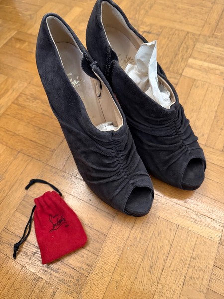 Louboutin - Bottines Chic (38)