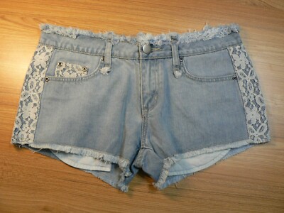 UMGEE WOMEN SZ M DENIM SHORTS-LOW RISE-LACE TRIM-55%  LINEN-FRAYED