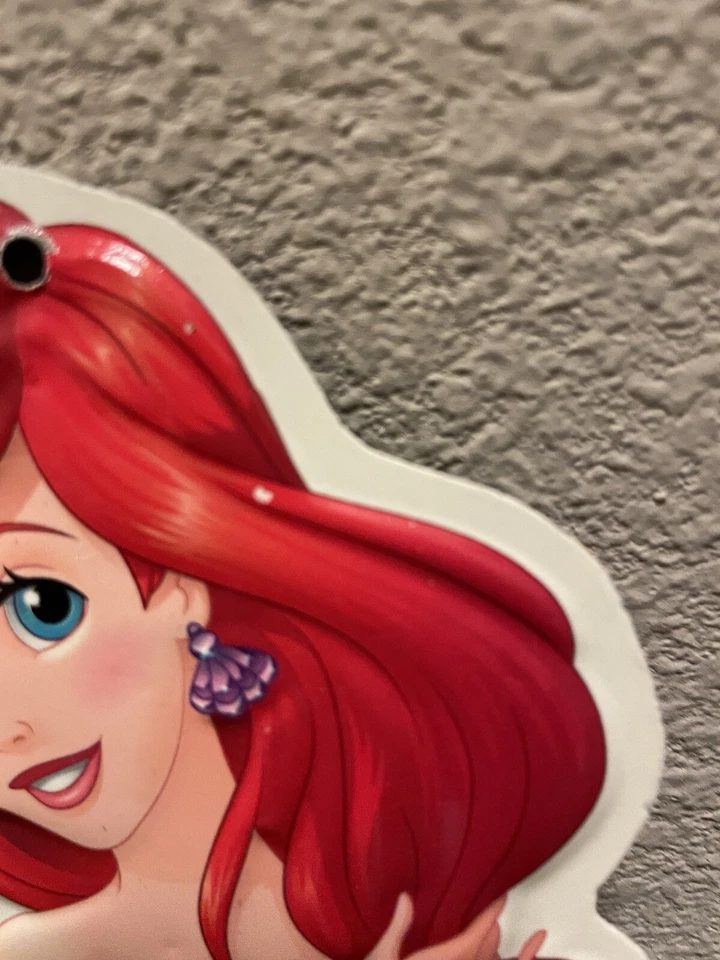 Colgador de pared de metal Disney Ariel Foto 3 de 3