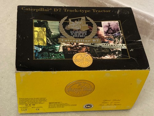 Tractor tractor tractor escala 1/25 NZG 386 Caterpillar D7 50 aniversario Segunda Guerra Mundial - Imagen 11 de 16