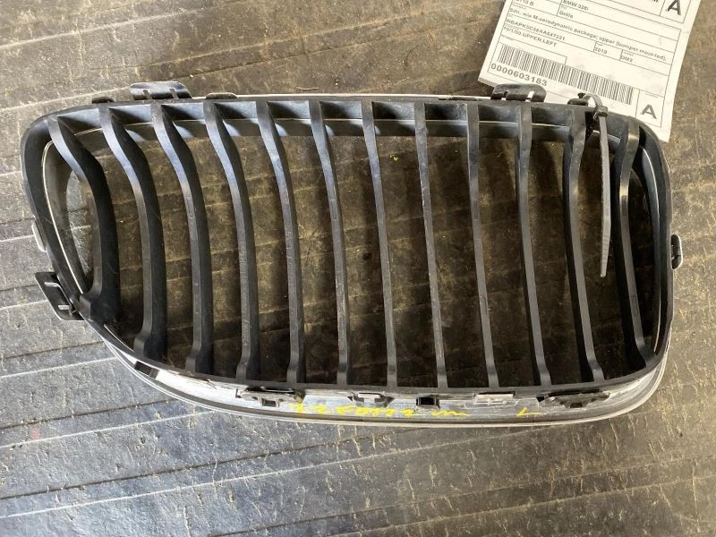 Driver Grille With M-aerodynamic Pkg Upper Bumper Fits 09-12 BMW 328i 1675521 - Изображение 2 из 4