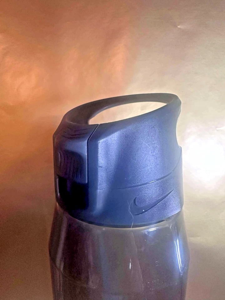 Nike Black Water Bottle Sports Cycling Bike Bottle BPA-Free 22oz Hydration Flask - Image 3 of 3