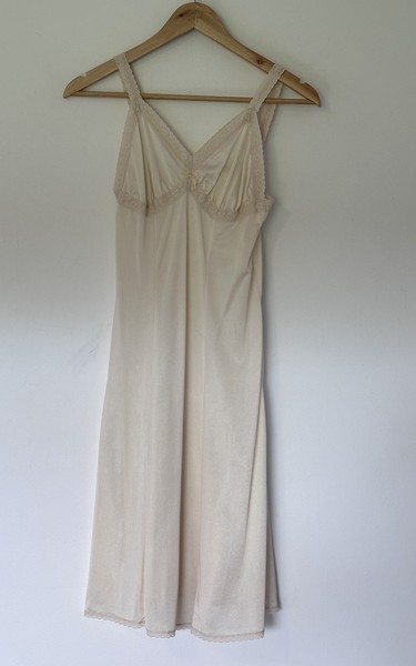 Vintage 70s Ivory Lace Trim Empire Waist Coquette Lingerie Midi Slip Dress Sz 12