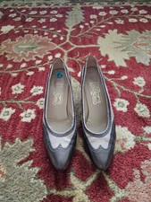 Vintage Salvatore Ferragamo Womens Shoes Two Tone