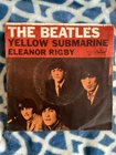 BEATLES PICTURE SLEEVE + 45 CAPITOL  5715 YELLOW SUBMARINE/ELEANOR RIGBY