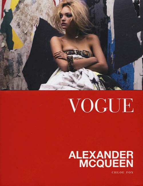 VOGUE. ALEXANDER MCQUEEN  - CHLOE FOX - Atlante