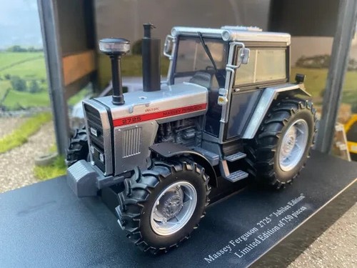 Tracteur Massey Ferguson 2725 1/32 - Universal Hobbies - Neuf Sous Blister